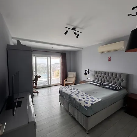 Villa Olive Bay